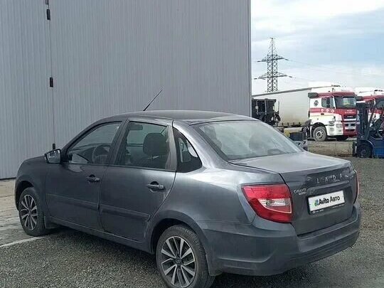 2025 Lada (ВАЗ) Granta I Рестайлинг, серый, 750000 рублей - вид 5