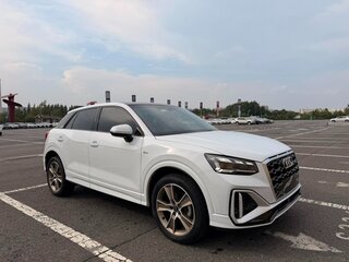2022 Audi Q2 L 35 TFSI I Рестайлинг, белый, 1590000 рублей, вид 3