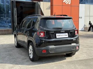 2017 Jeep Renegade I, чёрный, 1025000 рублей, вид 4