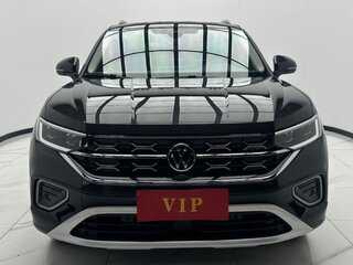 2023 Volkswagen Tayron I Рестайлинг, чёрный, 3090000 рублей, вид 3