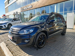 2012 Volkswagen Tiguan I Рестайлинг, чёрный, 874650 рублей, вид 3