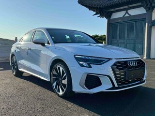 2023 Audi A3 35 TFSI Long IV (8Y), белый, 1950000 рублей, вид 3