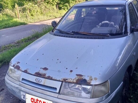 2002 Lada (ВАЗ) 2111, серебристый, 65000 рублей