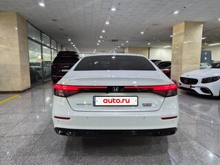 2024 Honda Accord Plug-In XI, белый, 4450000 рублей, вид 3