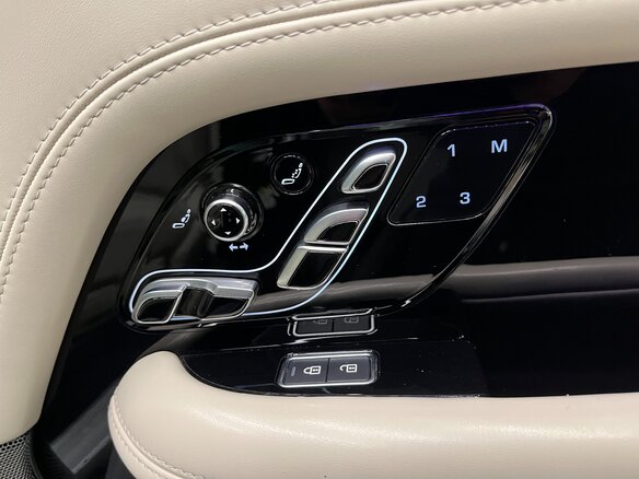 2021 Land Rover Range Rover IV Рестайлинг, серый, 11050000 рублей - вид 29