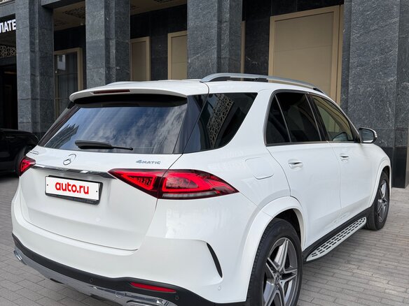 2019 Mercedes-Benz GLE 300 d II (V167), белый, 6100000 рублей - вид 5
