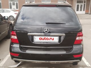 2011 Mercedes-Benz M-Класс 350 II (W164) Рестайлинг, чёрный, 2400000 рублей, вид 4