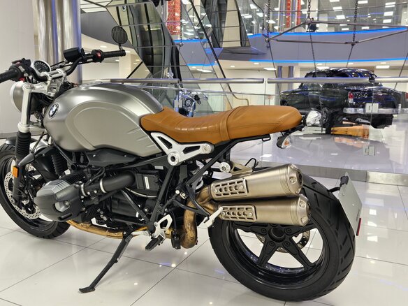 2017 BMW R Nine T Scrambler, серебристый, 1150000 рублей - вид 27