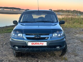 2011 Chevrolet Niva I Рестайлинг, серый, 365000 рублей, вид 3