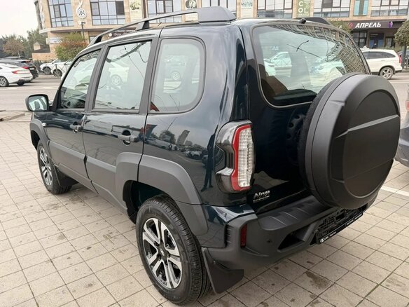 2026 Lada (ВАЗ) Niva Travel I Рестайлинг, зелёный, 1717000 рублей - вид 6