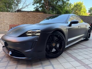 2021 Porsche Taycan Turbo S I, чёрный, 12290000 рублей, вид 2