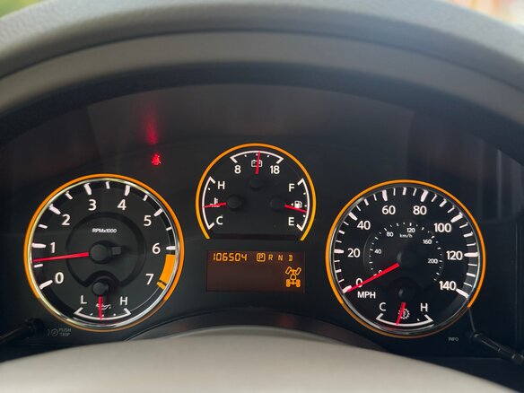 2011 Nissan Armada I Рестайлинг, голубой, 3000000 рублей - вид 9