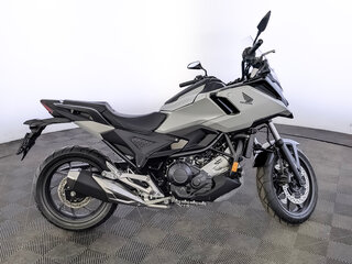 2025 Honda NC 750X, серый, 1399900 рублей, вид 1