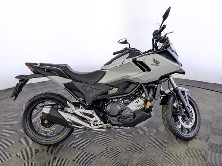 2025 Honda NC 750X, серый, 1399900 рублей, вид 1