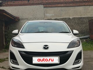 2010 Mazda Axela II, белый, 850000 рублей, вид 2