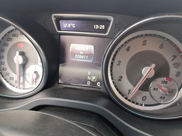 2015 Mercedes-Benz GLA 250 I (X156), белый, 1370000 рублей - вид 3