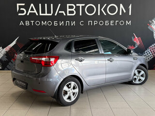 2015 Kia Rio 6-speed III, серый, 999000 рублей, вид 4