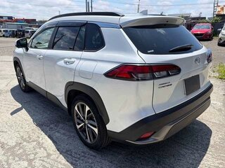 2023 Toyota Corolla Cross I, белый, 1864000 рублей, вид 4