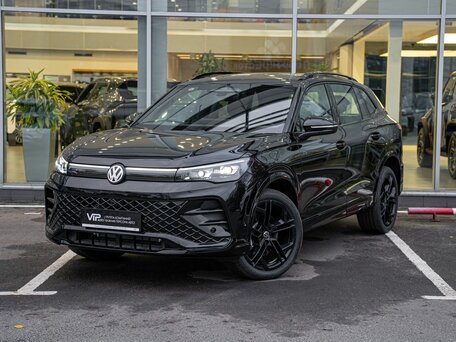 2026 Volkswagen Tiguan L Pro III (China Market), чёрный, 5350000 рублей, вид 1