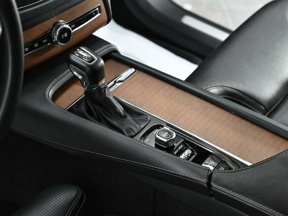 2016 Volvo XC90 II, синий, 3095000 рублей - вид 8