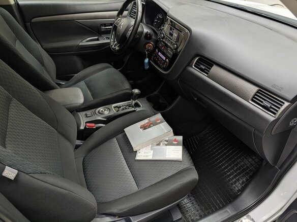 2015 Mitsubishi Outlander III Рестайлинг 2, белый - вид 18