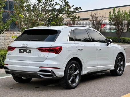 2023 Audi Q3 35 TFSI II (F3), белый, 2490000 рублей, вид 4