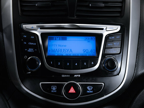 2012 Hyundai Solaris I, чёрный, 790000 рублей - вид 19