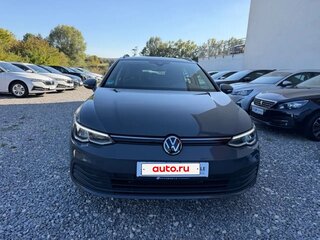 2022 Volkswagen Golf VIII, чёрный, 2430000 рублей, вид 2