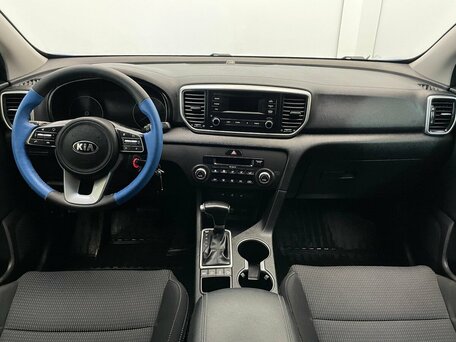2018 Kia Sportage IV Рестайлинг, синий, 1970000 рублей, вид 5