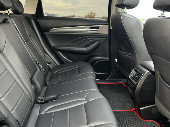 2021 Haval F7 I, чёрный - вид 17