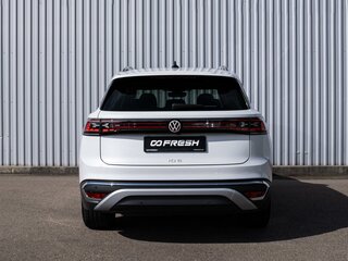 2022 Volkswagen ID.6 Crozz, белый, 3649000 рублей, вид 4