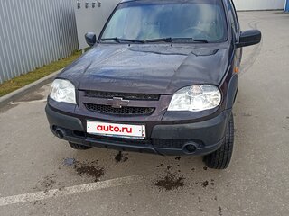 2016 Chevrolet Niva I Рестайлинг, коричневый, 580000 рублей, вид 1