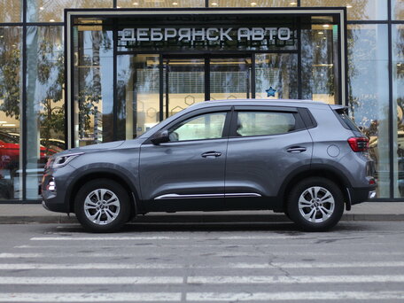 2024 Chery Tiggo 4 Pro I Рестайлинг, серый, 1650000 рублей, вид 2