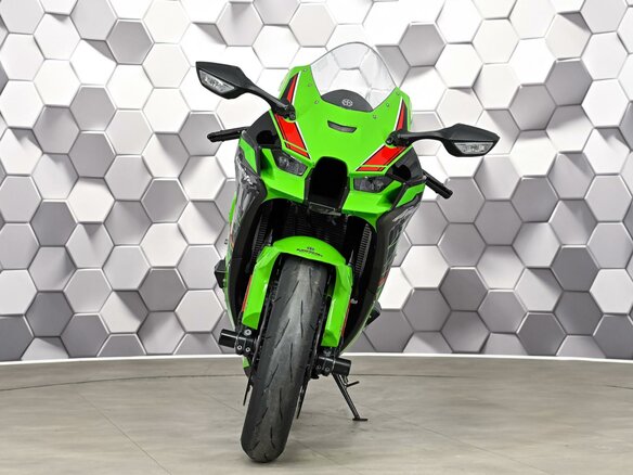 2023 Kawasaki ZX-10R Ninja, зелёный, 1827000 рублей - вид 4