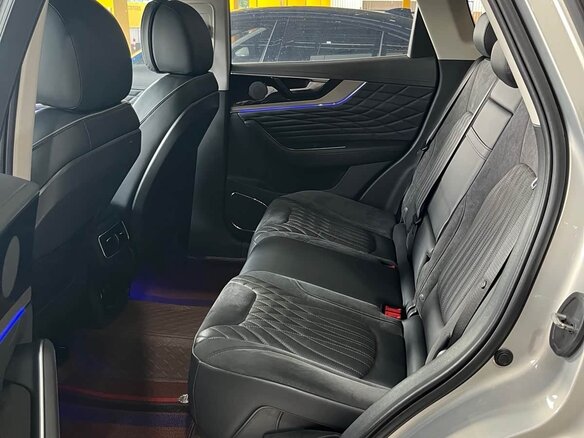 2025 BMW iX1 eDrive 25L, серый, 3830111 рублей - вид 9