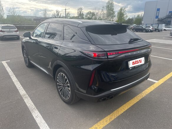 2024 Exeed RX, чёрный, 3300000 рублей - вид 3