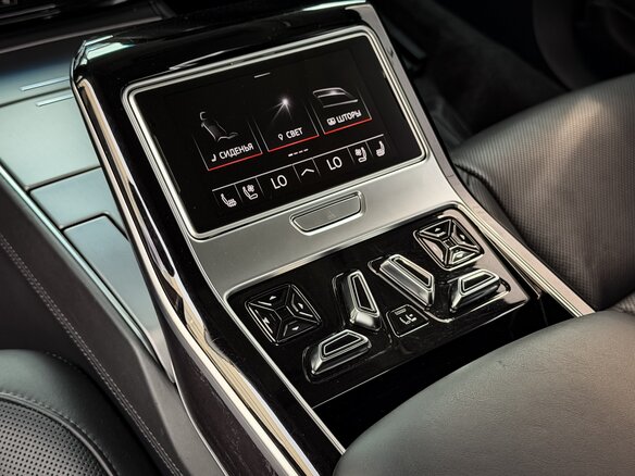 2018 Audi A8 Long 55 TFSI IV (D5), чёрный, 3750000 рублей - вид 23