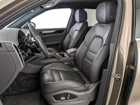 2019 Porsche Cayenne III, серый, 4790000 рублей - вид 20