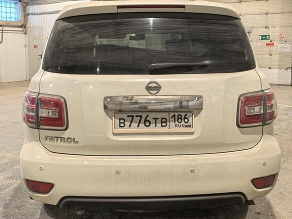 2015 Nissan Patrol VI (Y62) Рестайлинг, белый, 1623820 рублей - вид 1