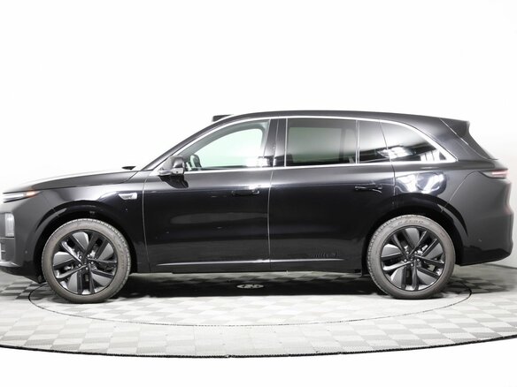 2025 Li Auto (Lixiang) L6 I, чёрный - вид 1