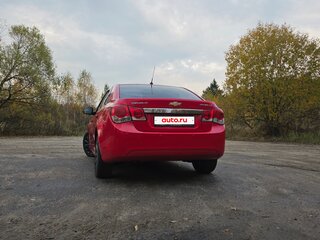 2012 Chevrolet Cruze I, красный, 600000 рублей, вид 3