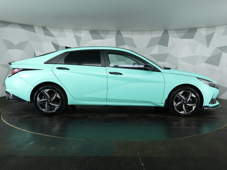 2020 Hyundai Elantra VII (CN7), зелёный, 2300000 рублей, вид 5