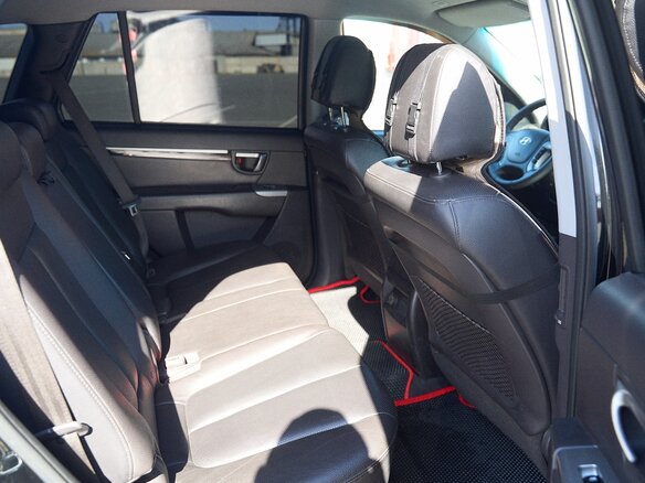 2011 Hyundai Santa Fe II Рестайлинг, чёрный, 1350000 рублей - вид 16
