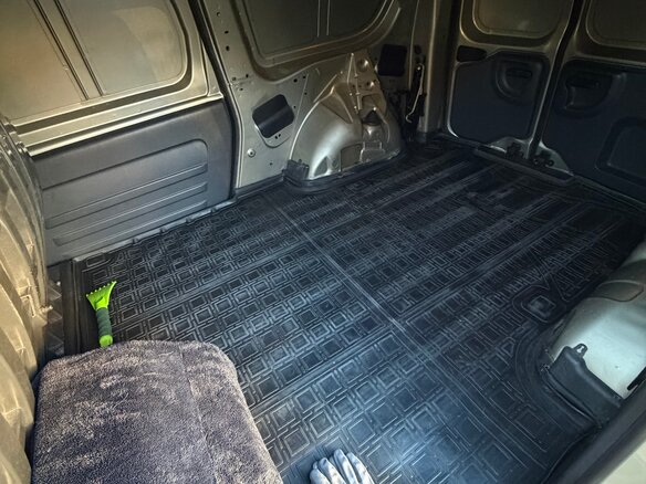 2021 LADA (ВАЗ) Largus, серый, 900000 рублей - вид 7