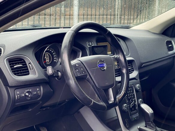 2013 Volvo V40 Cross Country I, чёрный, 1299000 рублей - вид 8