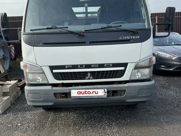 2013 Fuso (Mitsubishi) Canter, белый, 2300000 рублей