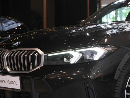 2023 BMW 3 серии 330d xDrive VII (G2x) Рестайлинг, чёрный, 7560000 рублей, вид 3