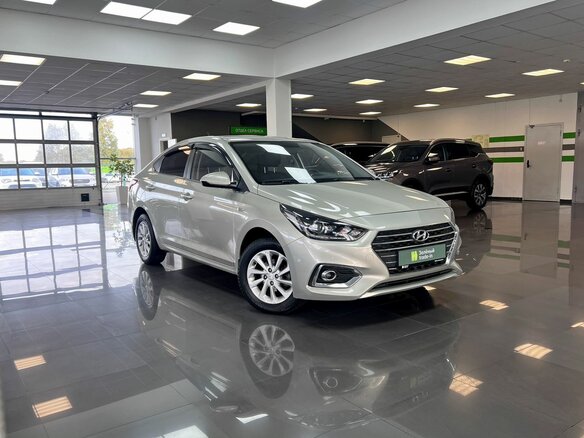2017 Hyundai Solaris II, бежевый, 1390000 рублей - вид 4