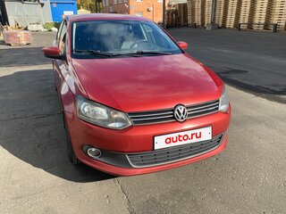 2011 Volkswagen Polo V, красный, 600000 рублей, вид 4