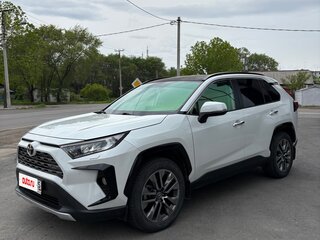 2020 Toyota RAV4 V (XA50), белый, 3550000 рублей, вид 1